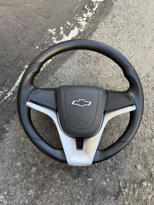 Volante cruze serve em opel