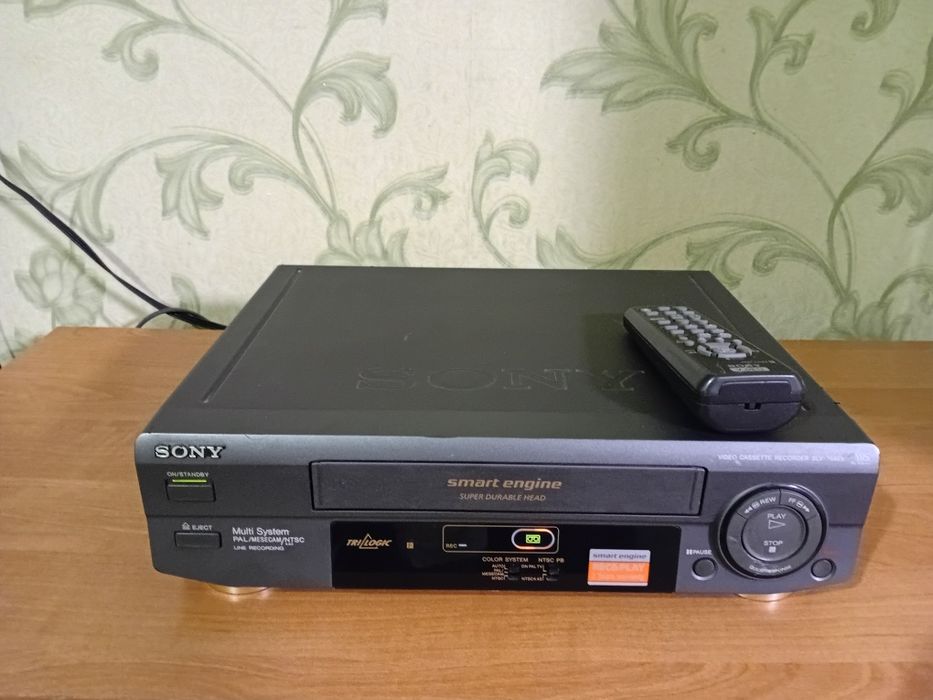 Відеомагнітофон SONY SLV-P58EE