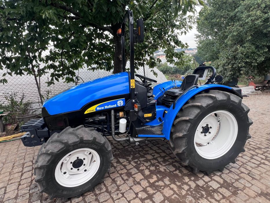 Trator New Holland T3040 + Alfaias