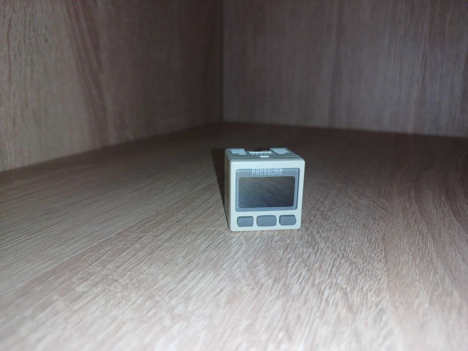 Цифровий манометр ISE30A-01-N-L