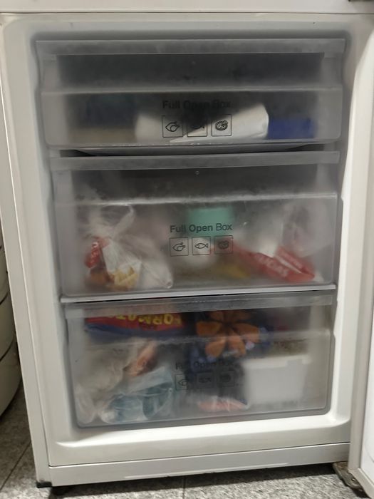 Frigorífico Combinado Samsung No Frost – Branco