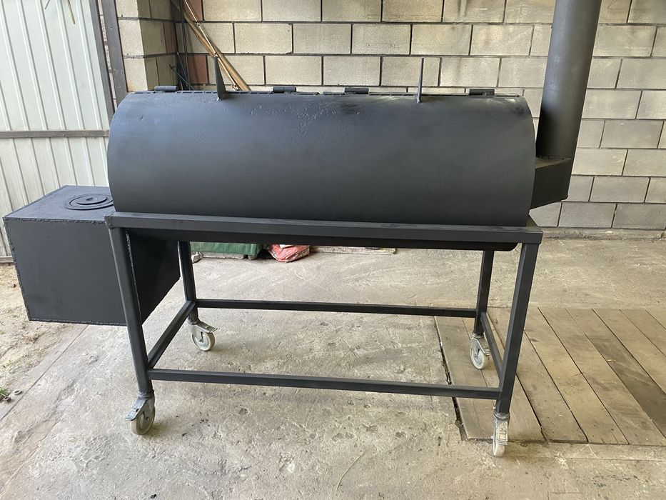 Смокер ( техаський), барбекю, коптильня