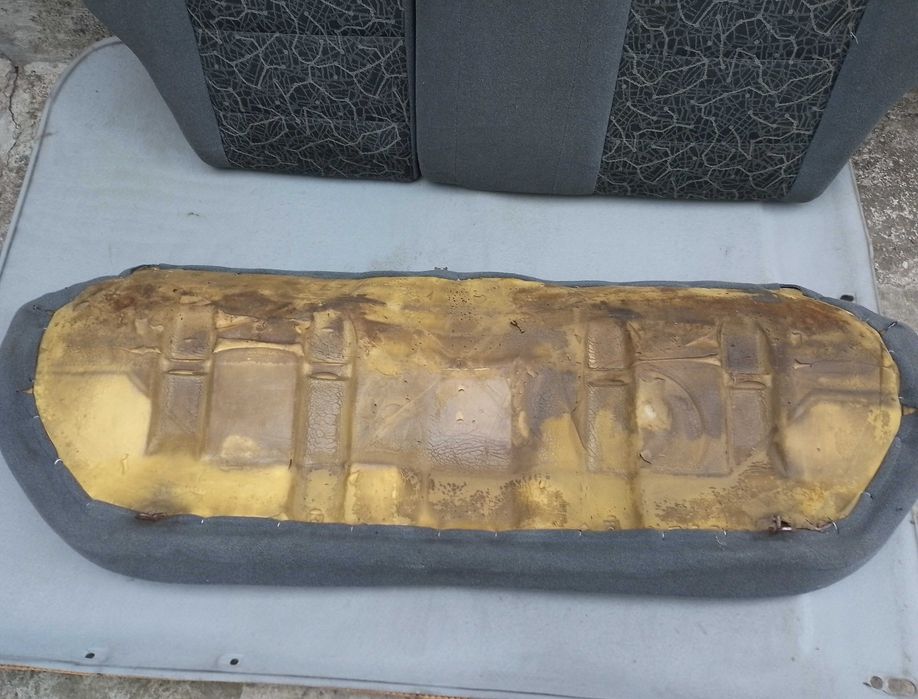 Задній ряд сидінь на Daewoo Sens, та інші запчастини на дане авто.