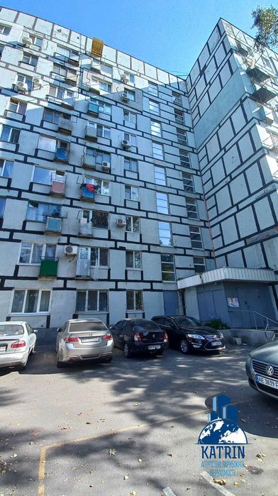 Продам 1 кімнатну квартиру вул. Галини Мазепи (С. Ковалевської ) Образцова Калинова