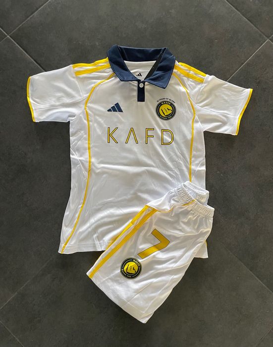 Equipamento Ronaldo Al Nassr criança