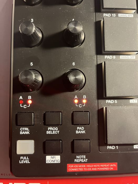 Controlador AKAI MPD 218
