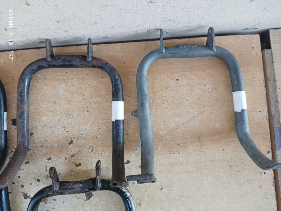 WSK - części - stopki centralne - 4 sztuki