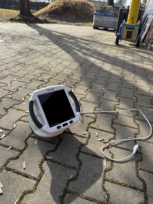 Lampa terapeutyczna na podczerwień Beurer IL 50 – 300W