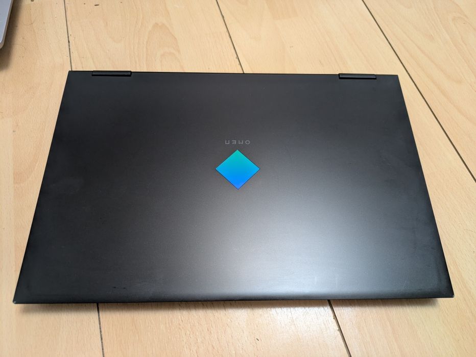Hp OMEN 15-ek0013dx  i7-10750H/16GB/256GB/RTX2060 6GB