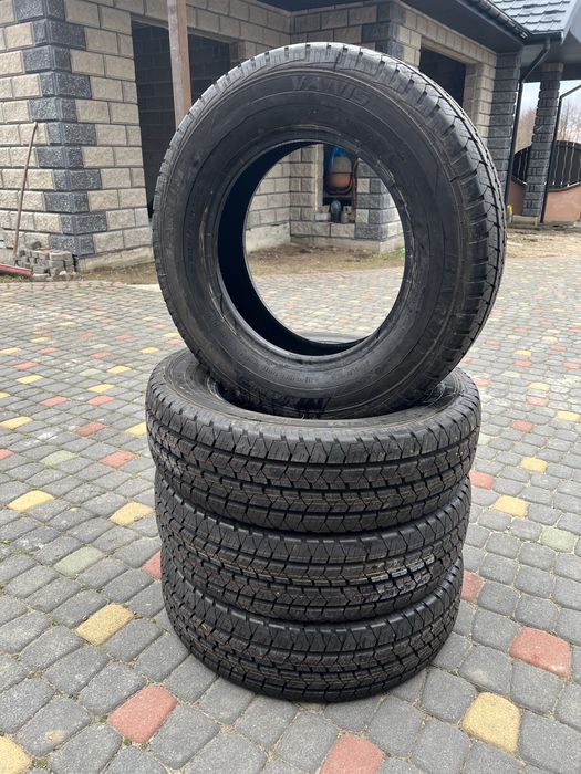 Продам практично нові шини