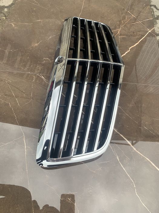 Решетка Радиатора Mercedes Benz w211 Рестайлинг Аванград Решітка