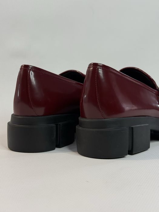 Лофери жіночі Pollini 40