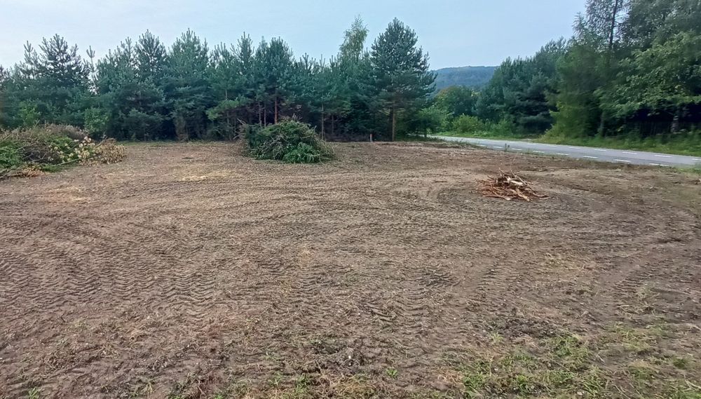 Usługi ziemne koparko ładowarką, koparka ładowarka