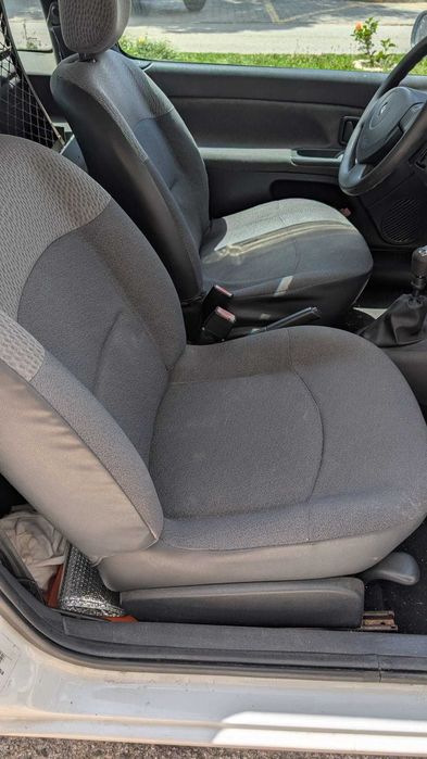 Renault Clio Comercial 2004