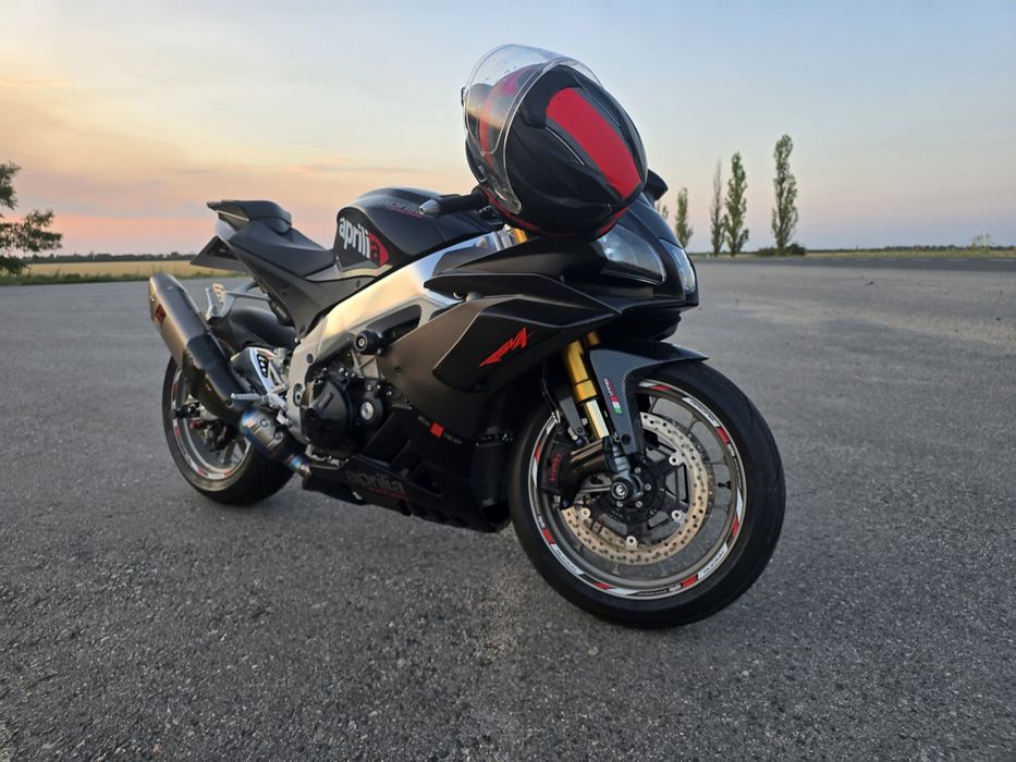 Продам мотоцикл,  Aprilia rsv4 1100 factory 2019