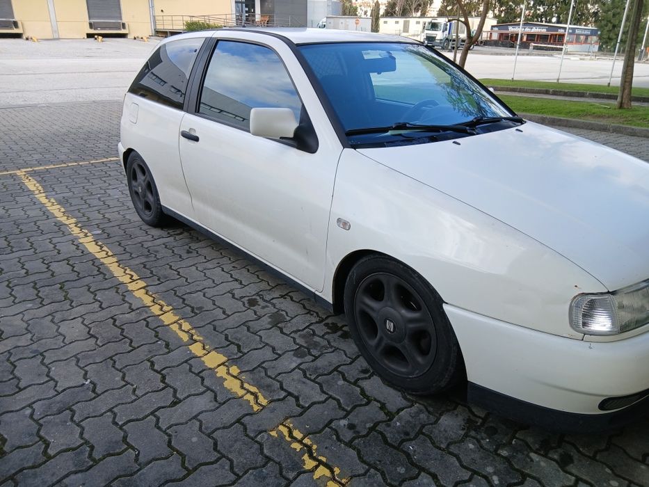 Seat ibiza look GTTDI 90CV 1.9 TDI,