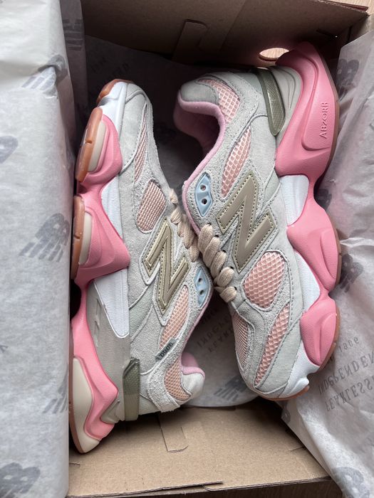 Жіночі кросівки New balance 9060 pink