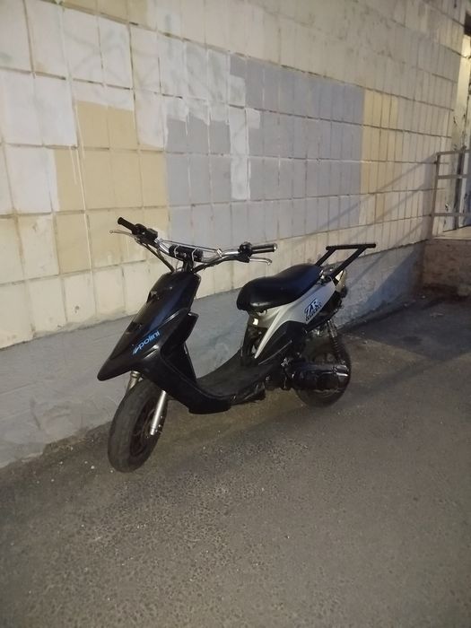 продам Ямаху зр.