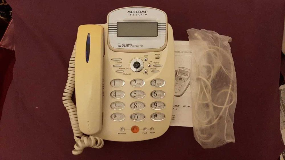 Телефакс Panasonic KX-F880С.