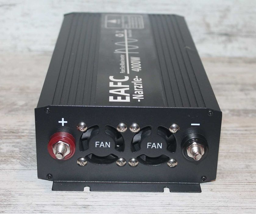 Инвертор EAFC с чистой синусоидой 4000 Вт 12V