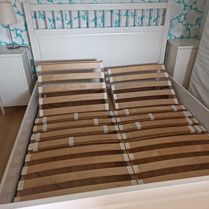 Cama de Casal IKEA + 2 mesas de cabeceira