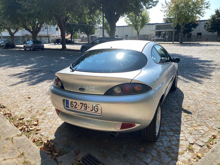 Ford Puma ZETEC 125CV 1997 Fornos •