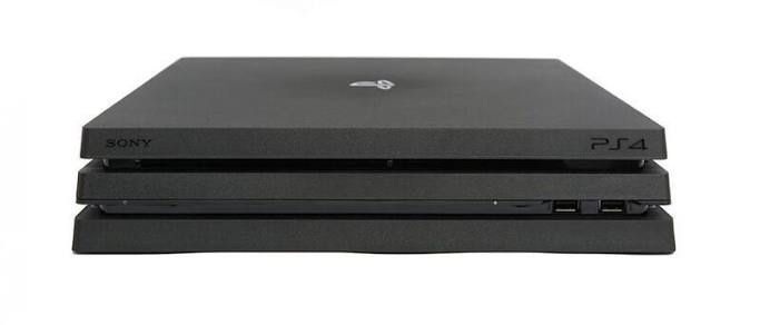 Konsola ps4 pro