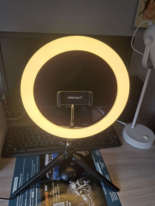 Lampa pierscienowa Statyw 26