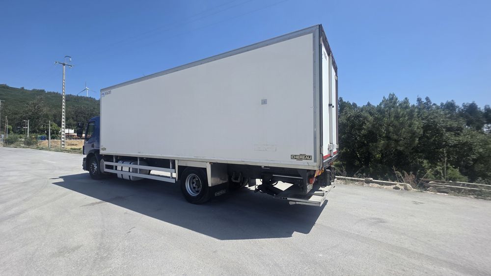 Volvo FE 320cv de 190000kg Plataforma Rectratil 2008