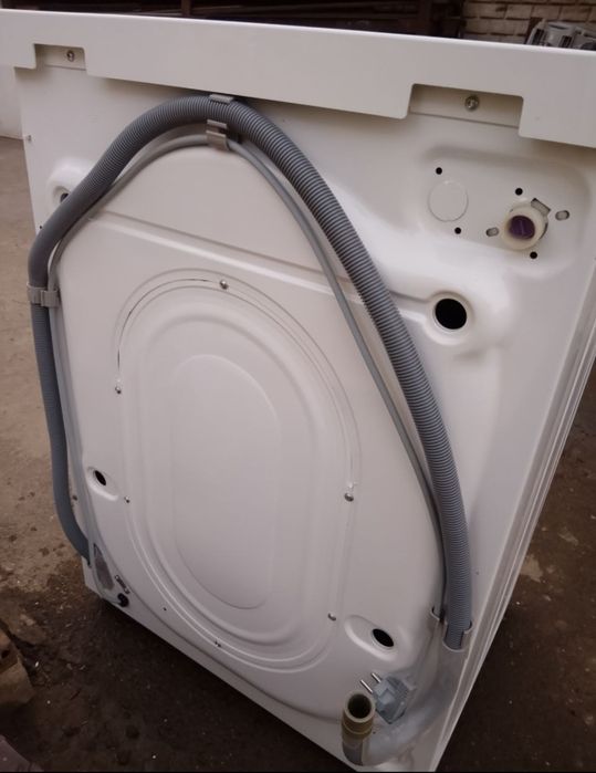 Стиральная машинка Electrolux