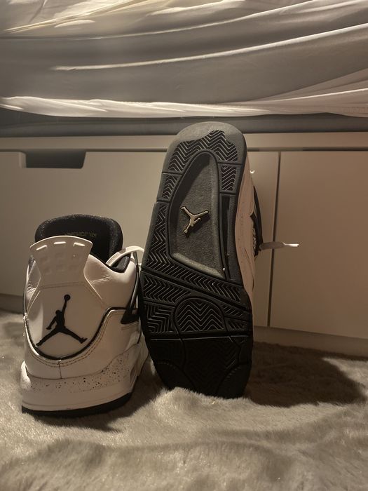 Jordan 4 Retro SE DIY