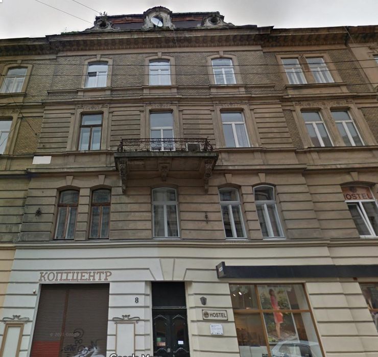 2-к.в.Словацького,8,центр