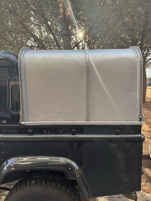 Caixa de de carga em metal  para Land Rover Defener 110 Crew Cab