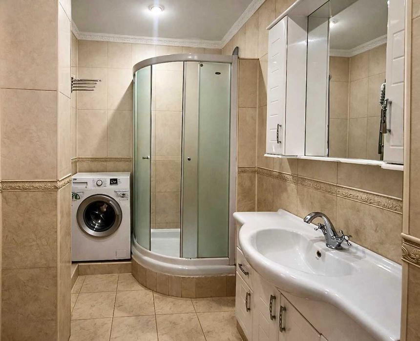 Продажа 3х ком квартиры Без комиссии вул. Саксаганского 41B,  тихий центр Киева