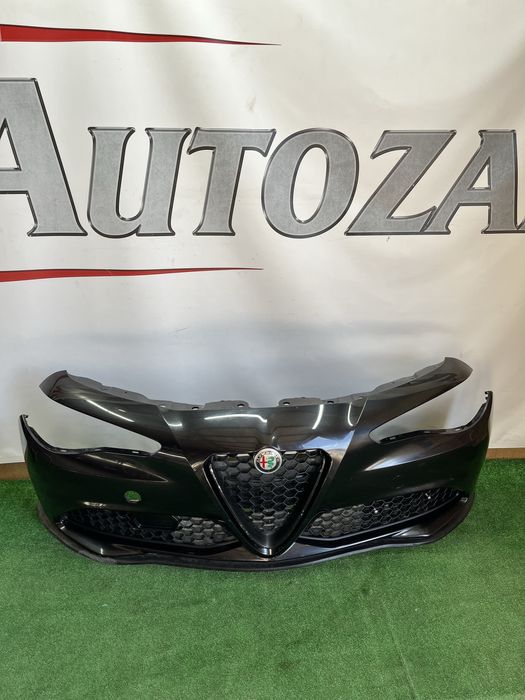 Передній бампер Alfa Romeo Giulia.Бампер передний в сборе на джулию