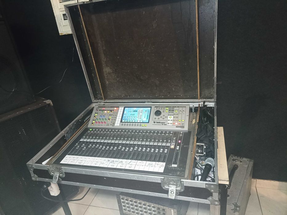 Roland M400 Mixing Console + 50m Multicore Cable64174431691906121