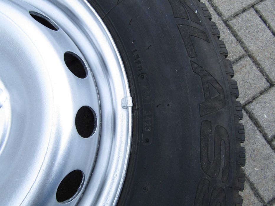 4 koła 16" Felgi Opony zimowe Renault Master 10 - 24 / Movano 10 - 21