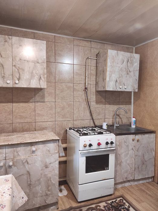 Продаётся дом ц=г рвйон(карнаватка)