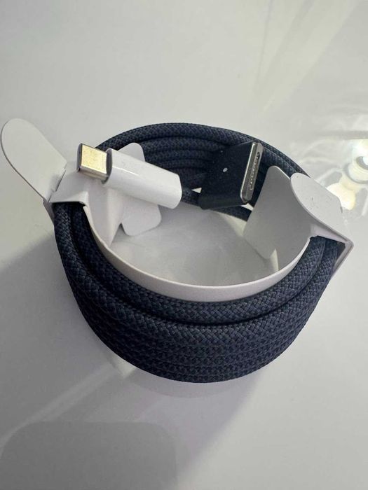 Oryginalny kabel Apple USB C do MagSafe – kolor Midnight