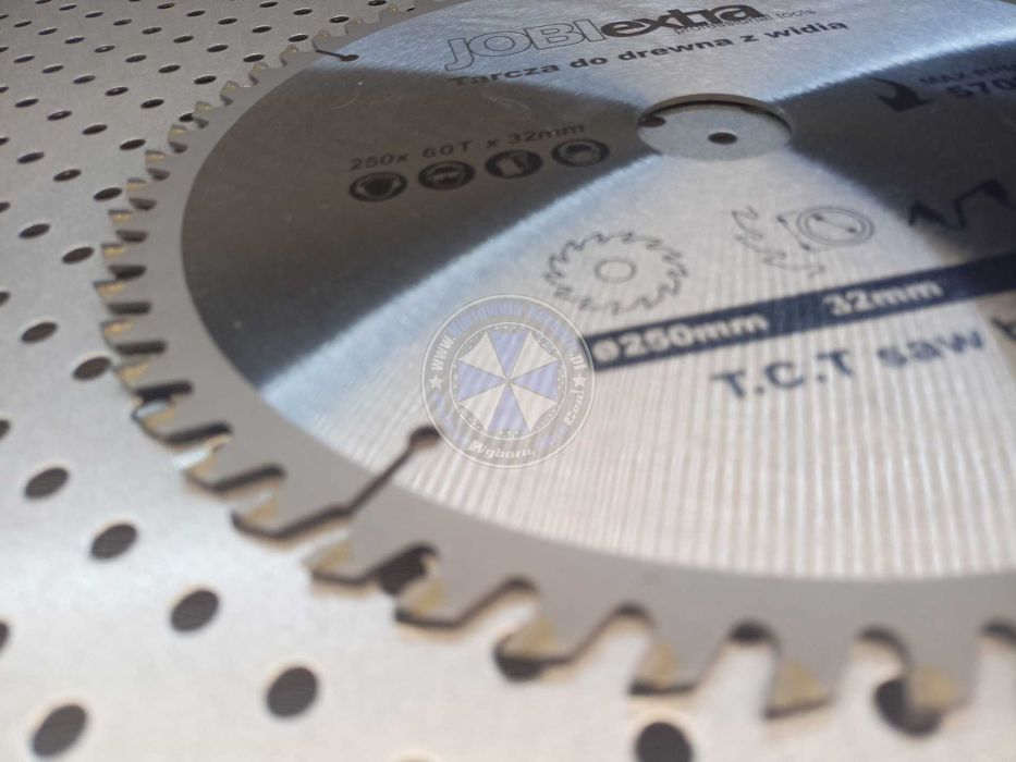 Tarcza do drewna z widią 250mm 60T tarcza do drewna 250mm 60 zębów