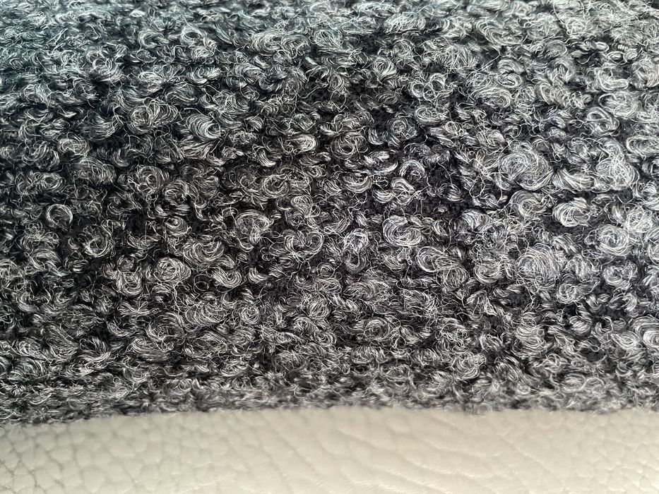 Tecido em lã cinzento