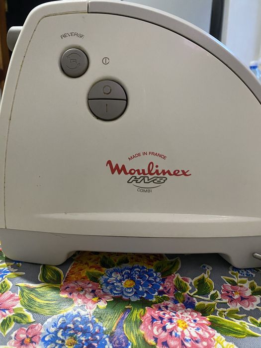 Электросмясорубка с разными насадками “Moulinex”и отдельно ножи, сетки