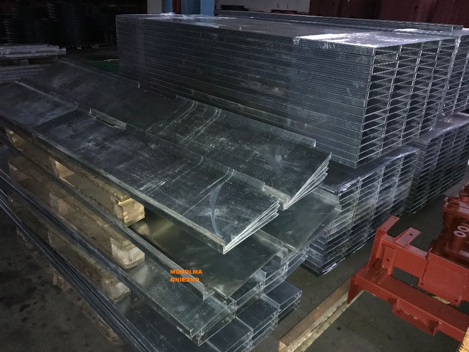 HIT Ramię lewe prawe rozrzutnik obornika FORTSCHRITT T-088 T088 inne