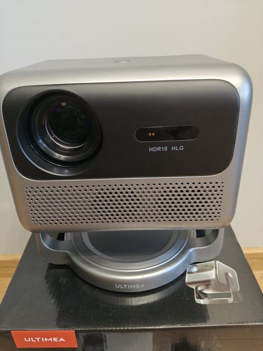 Projektor Ultimea Nova C40