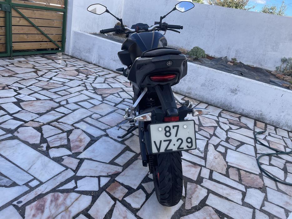 Yamaha MT 125 black edition