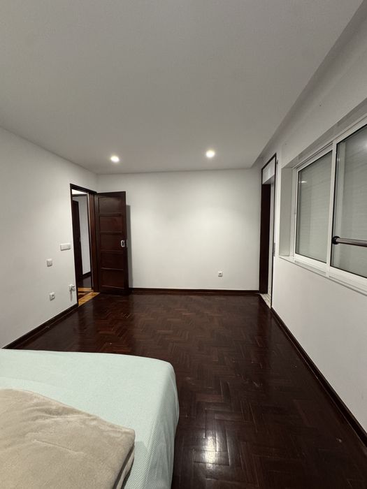 Arrendo Apartamento T3 + 1