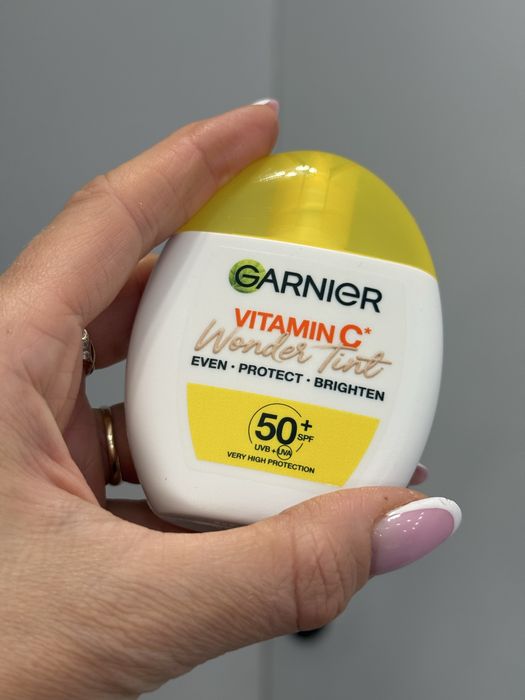 Wonder Tint Vitamin C Garnier NOWY ! Spf 50, odcien Light