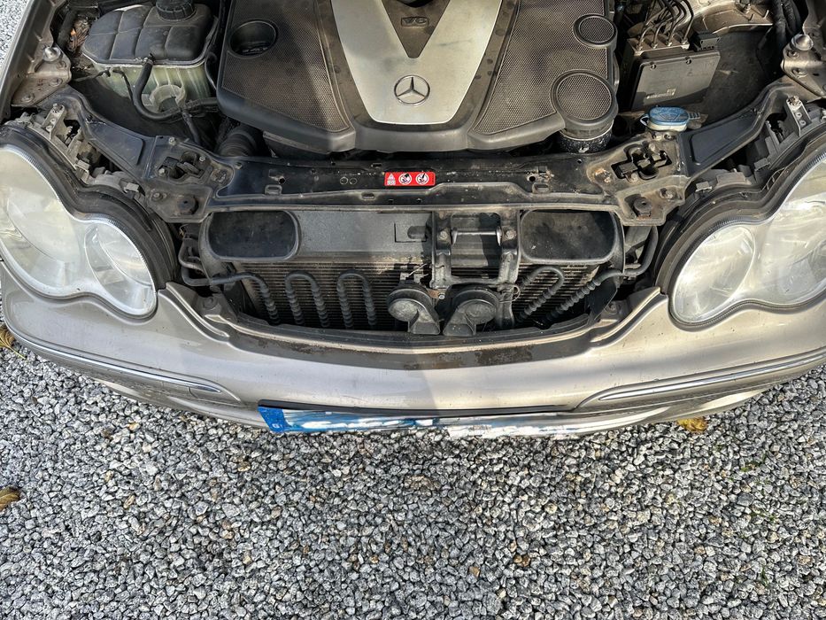 Frente completa Mercedes W203 C320 CDI C220 CDI MATERIAL ORIGINAL
