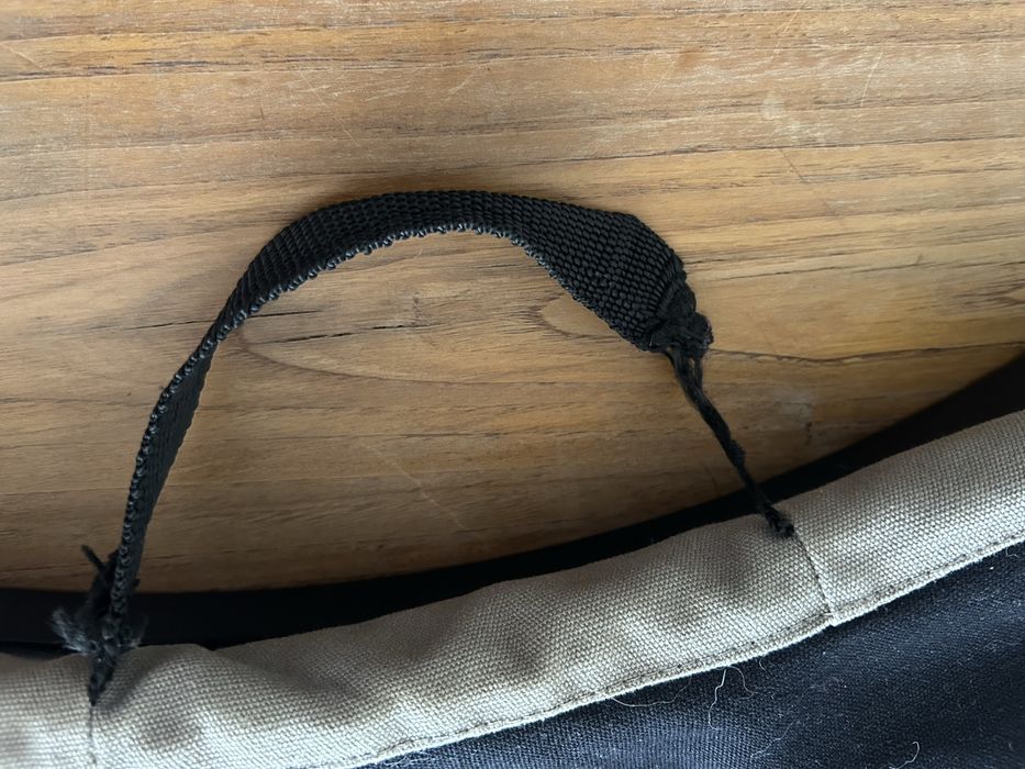 Laptop Stand with Cushioning64730081886979123