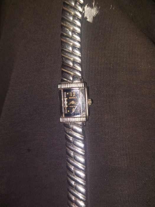 Винтажний жіночий годинник Gucci Swiss Made